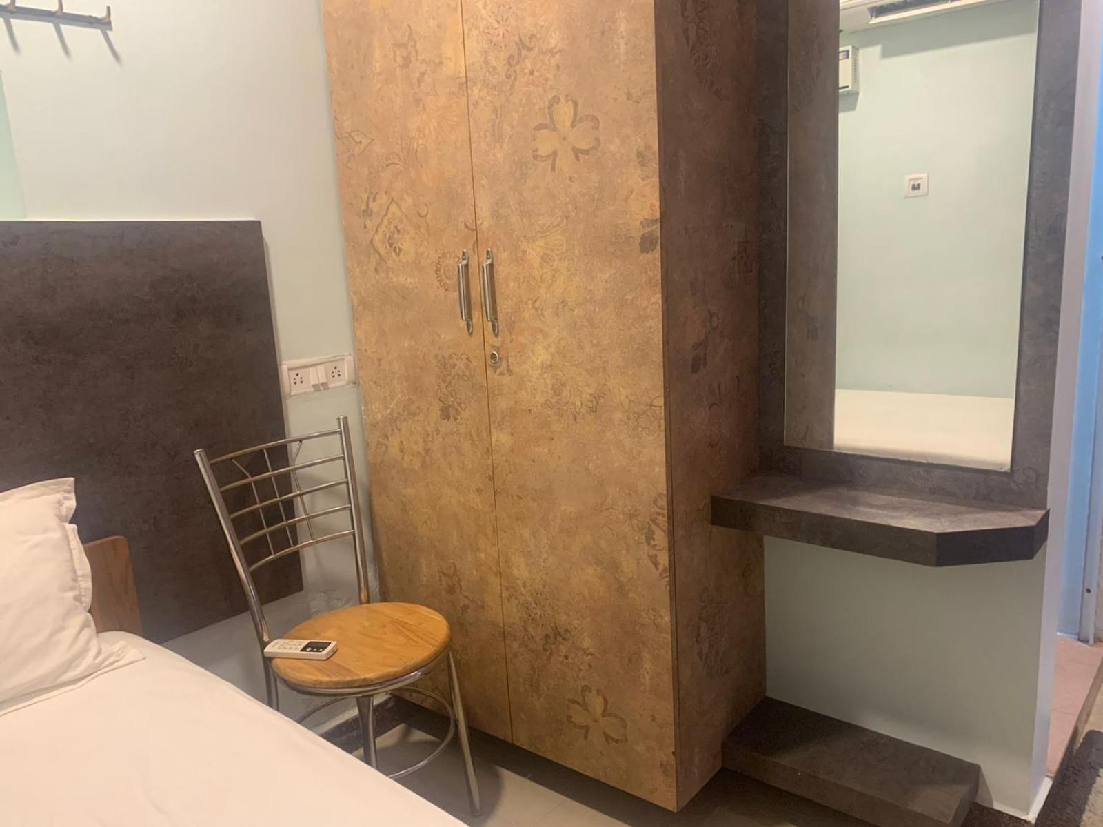 Hotel Sikara, Kumbakonam Eksteriør billede